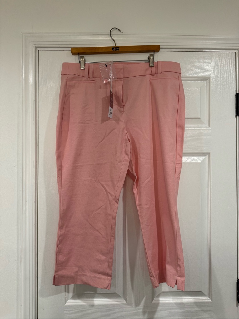 Lane Bryant Light Pink Cropped Stretch Jeans